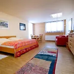 Popotnik Bed & Breakfast