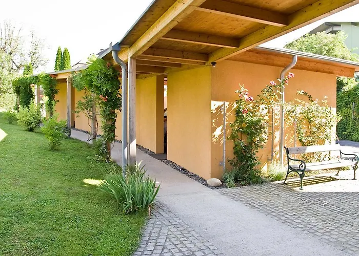 Popotnik Bed & Breakfast 3*